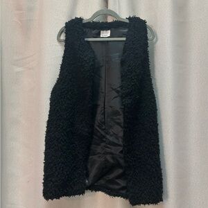 Melrose and Market Black Fuzzy Vest